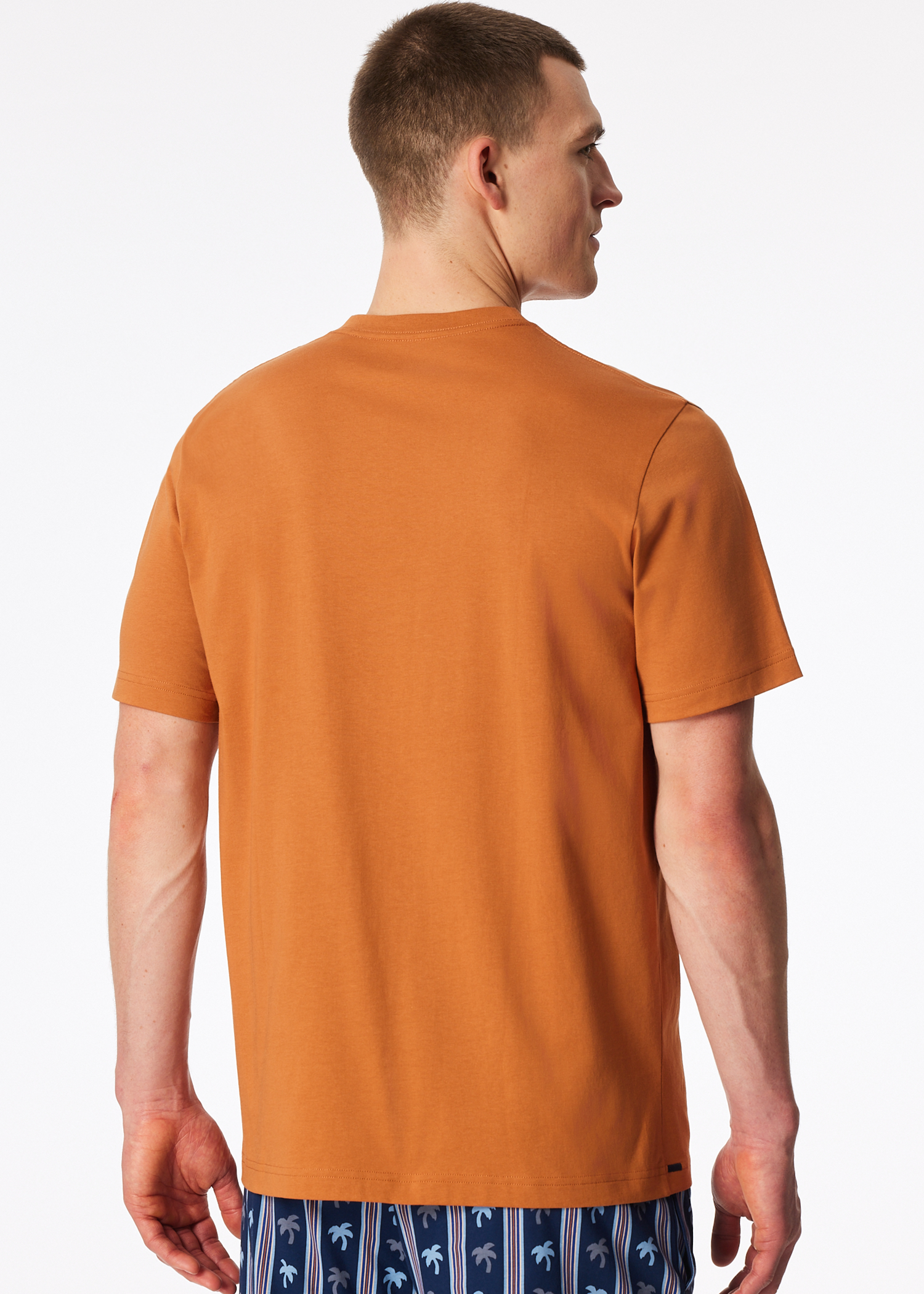 183533-604_back.png