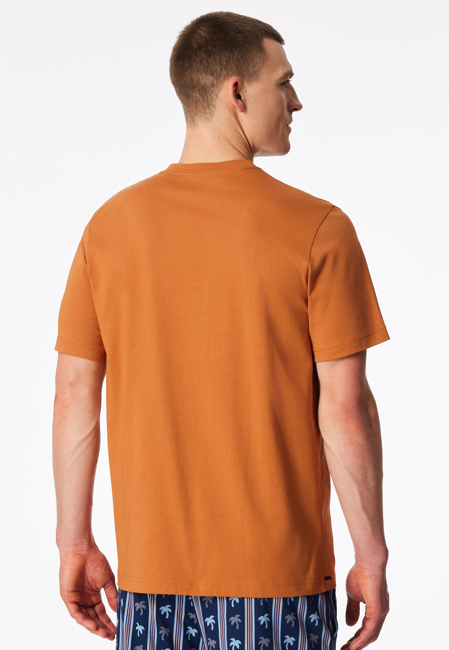 183533-604_back.png