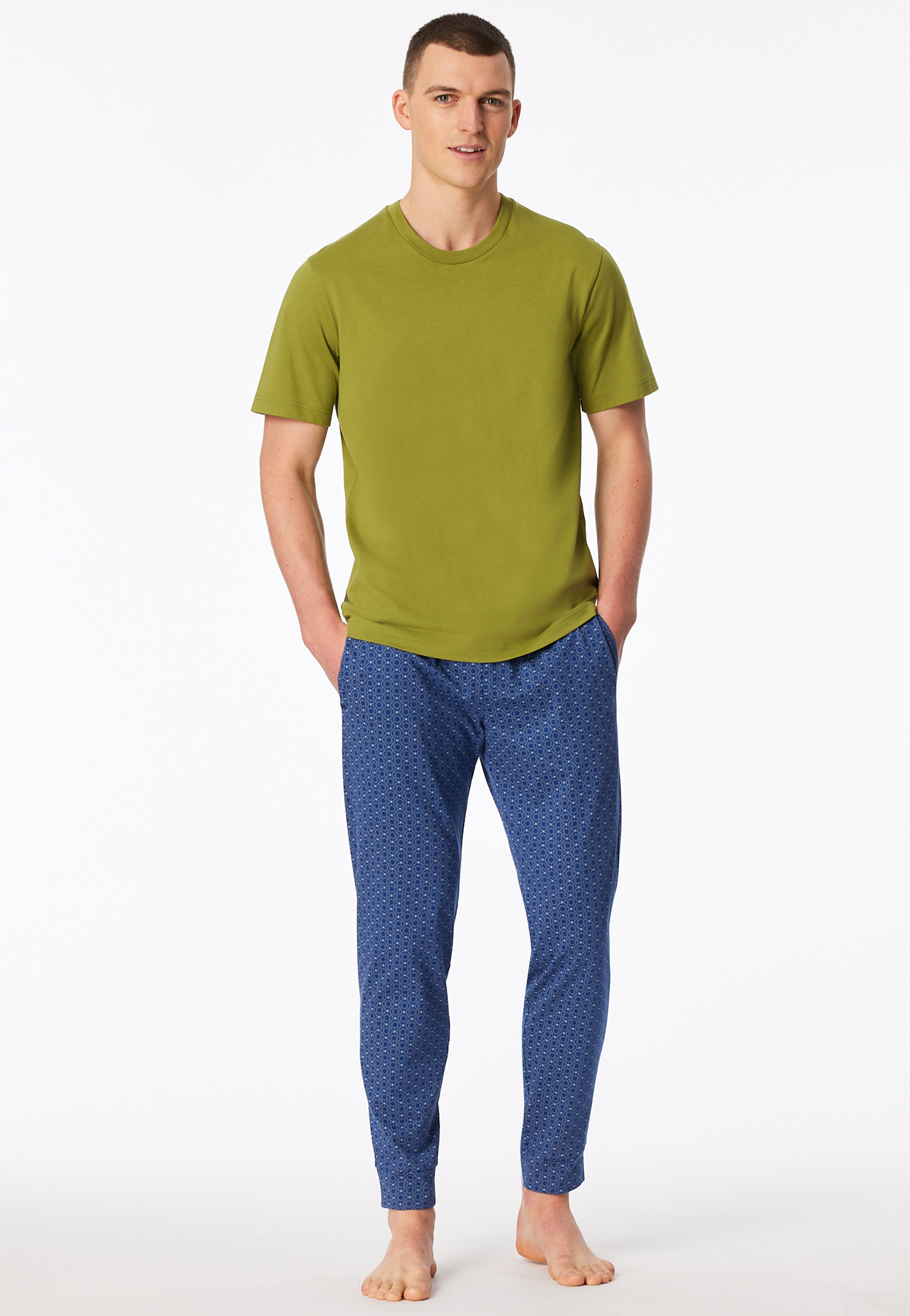 183533-706_front.png
