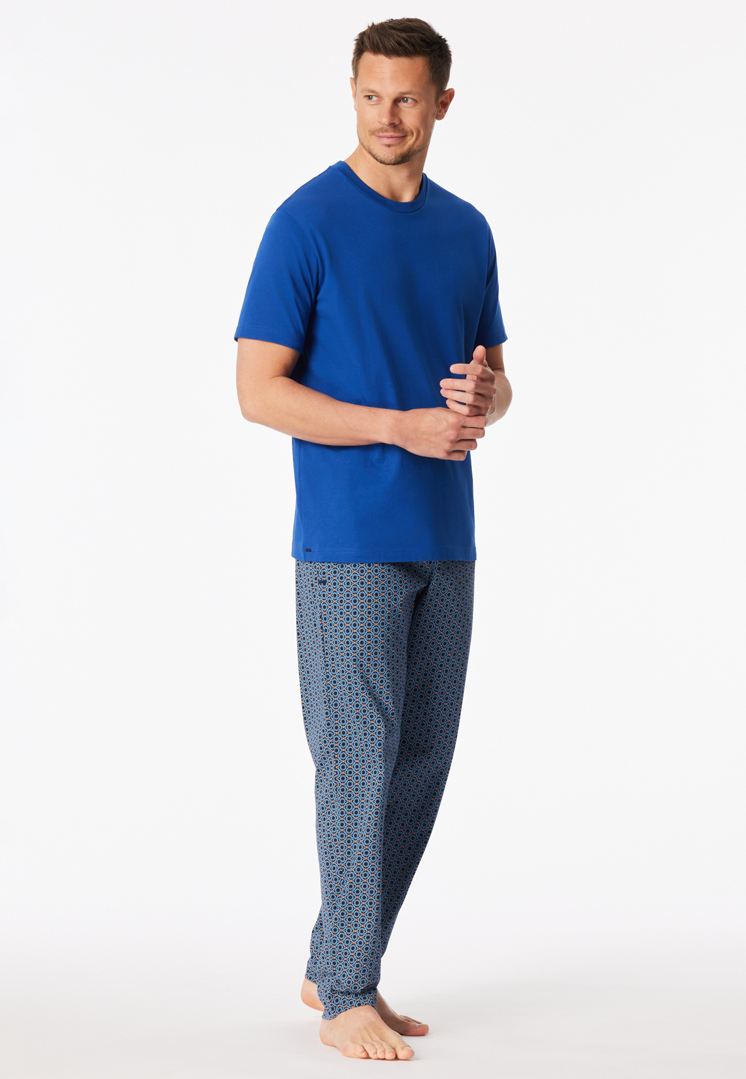 183533-819_front.png