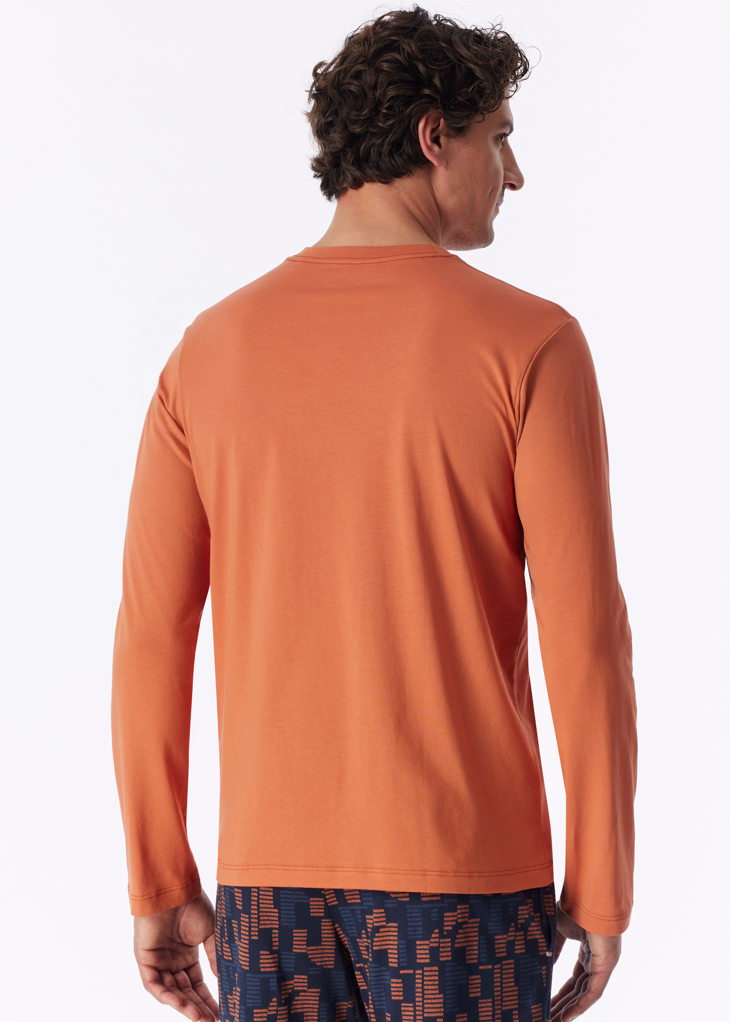 183534-625_back.png