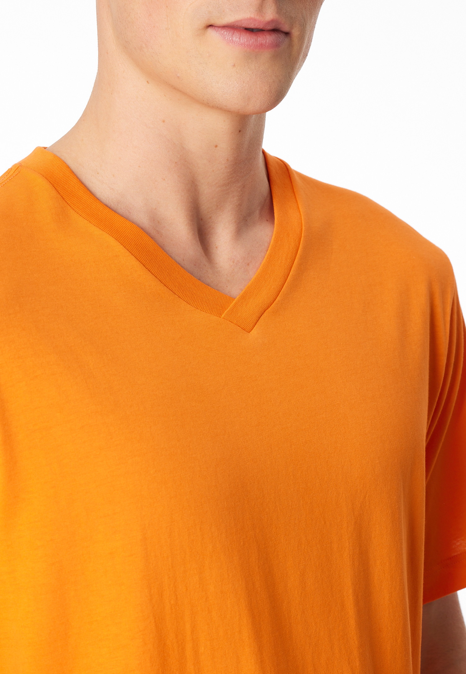 183535-617_detail3.png