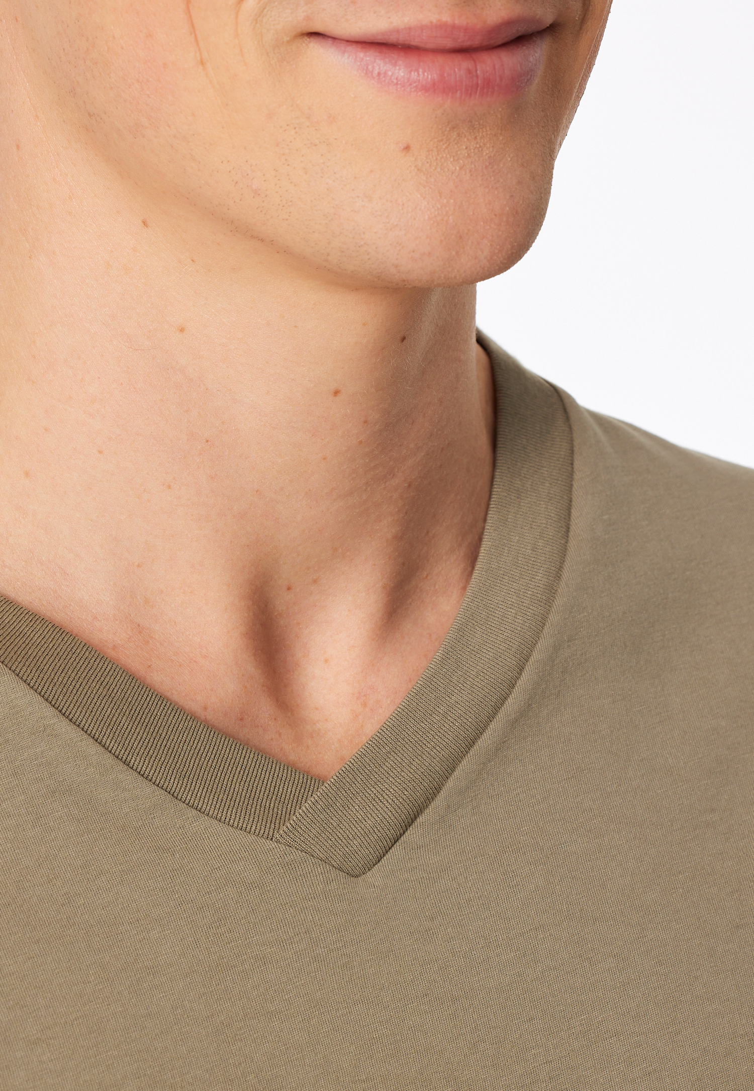 183535-713_detail3.png