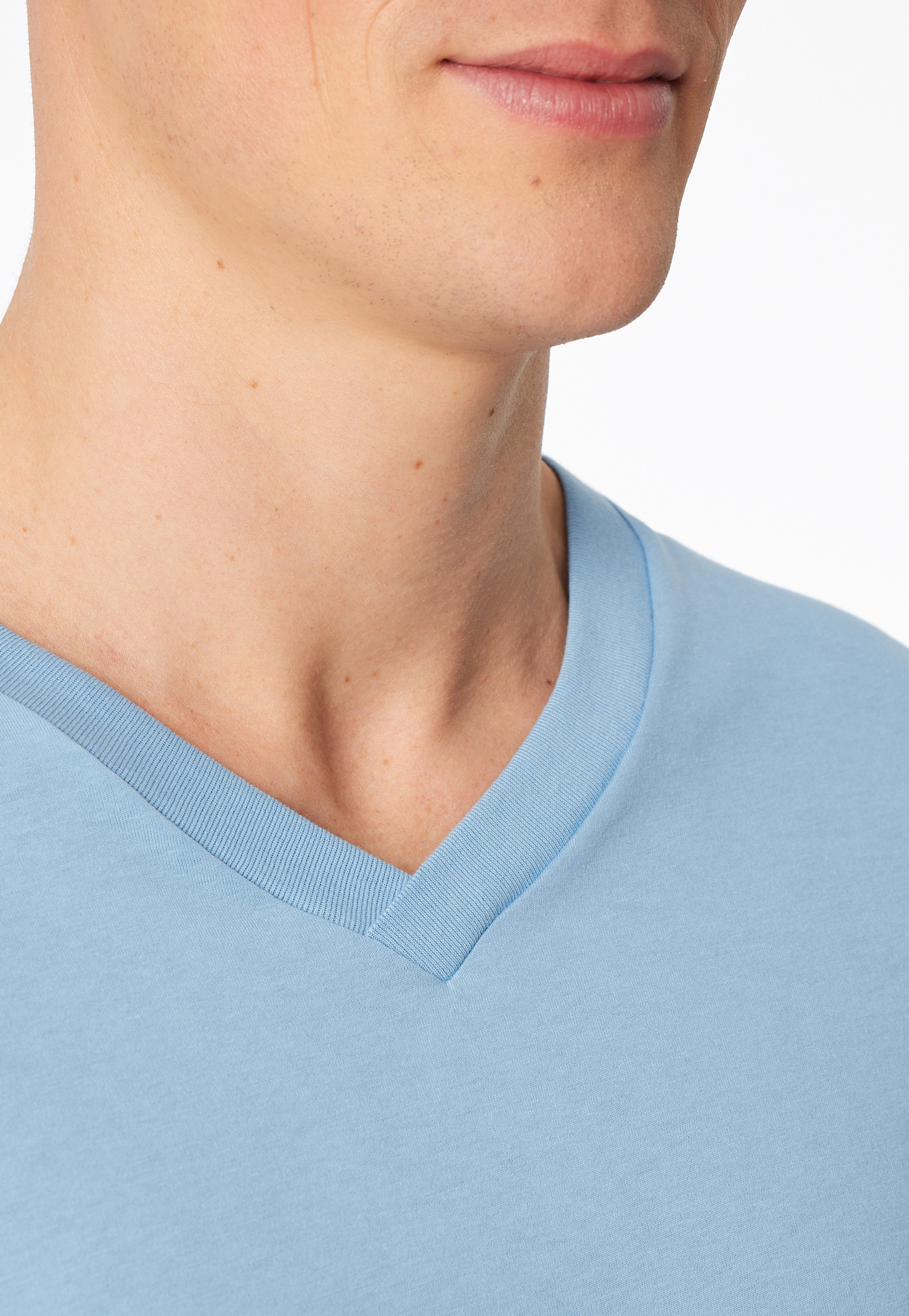 183535-838_detail3.png