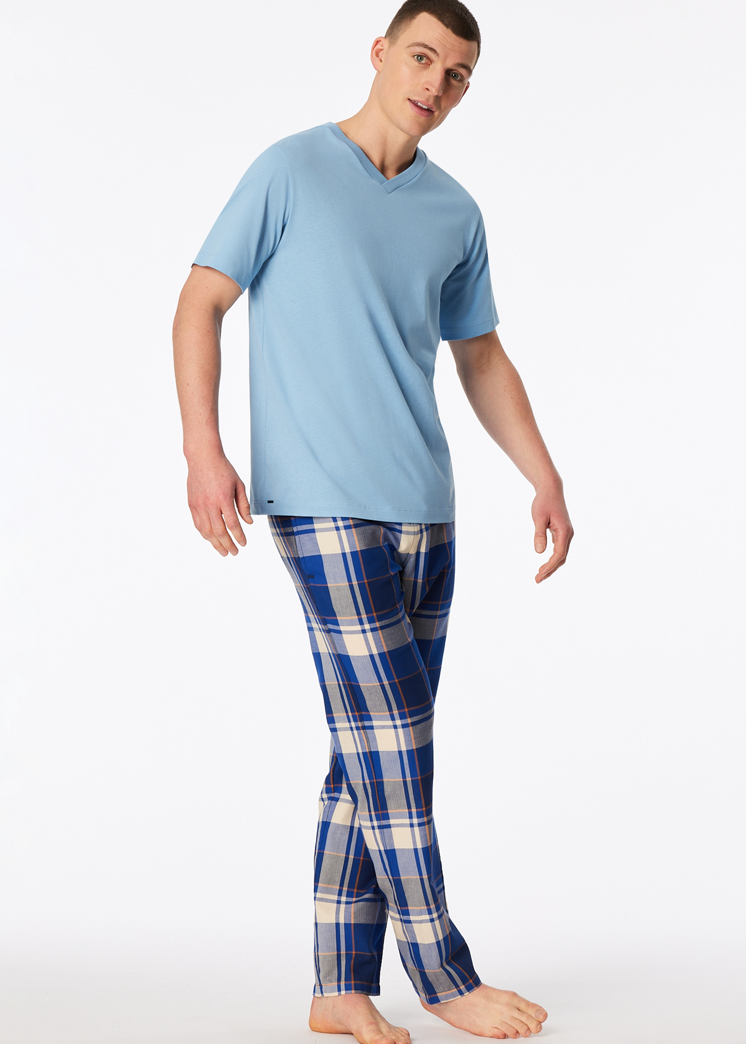 183535-838_front.png