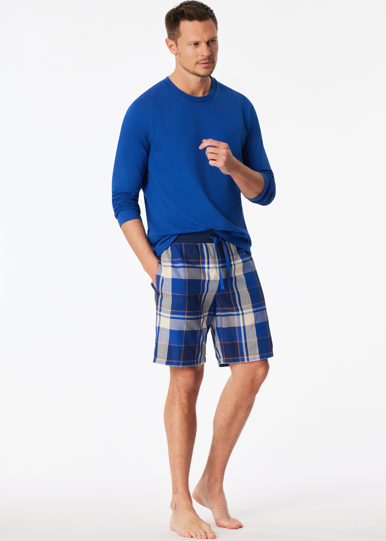 183541-819_front.png