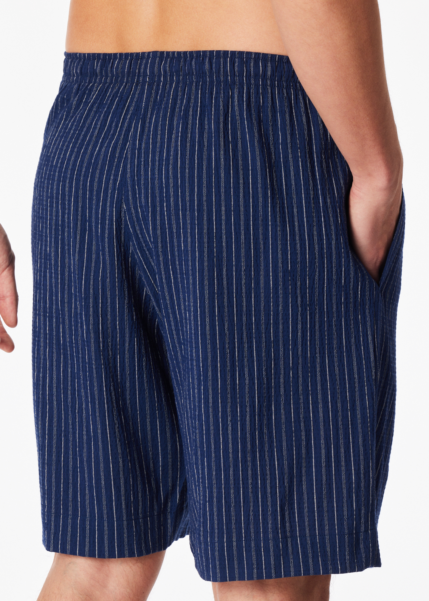 183543-815_back.png