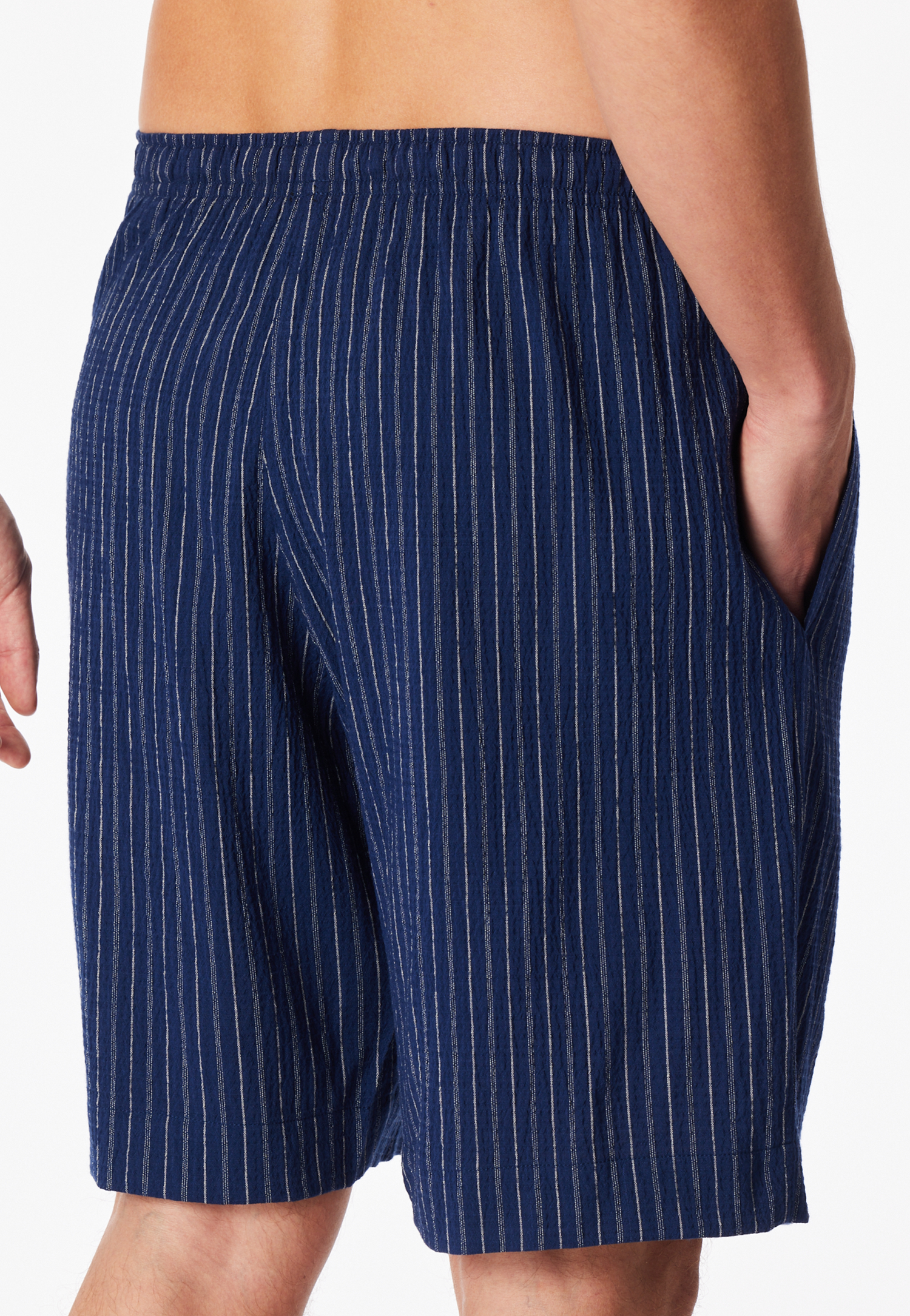 183543-815_back.png
