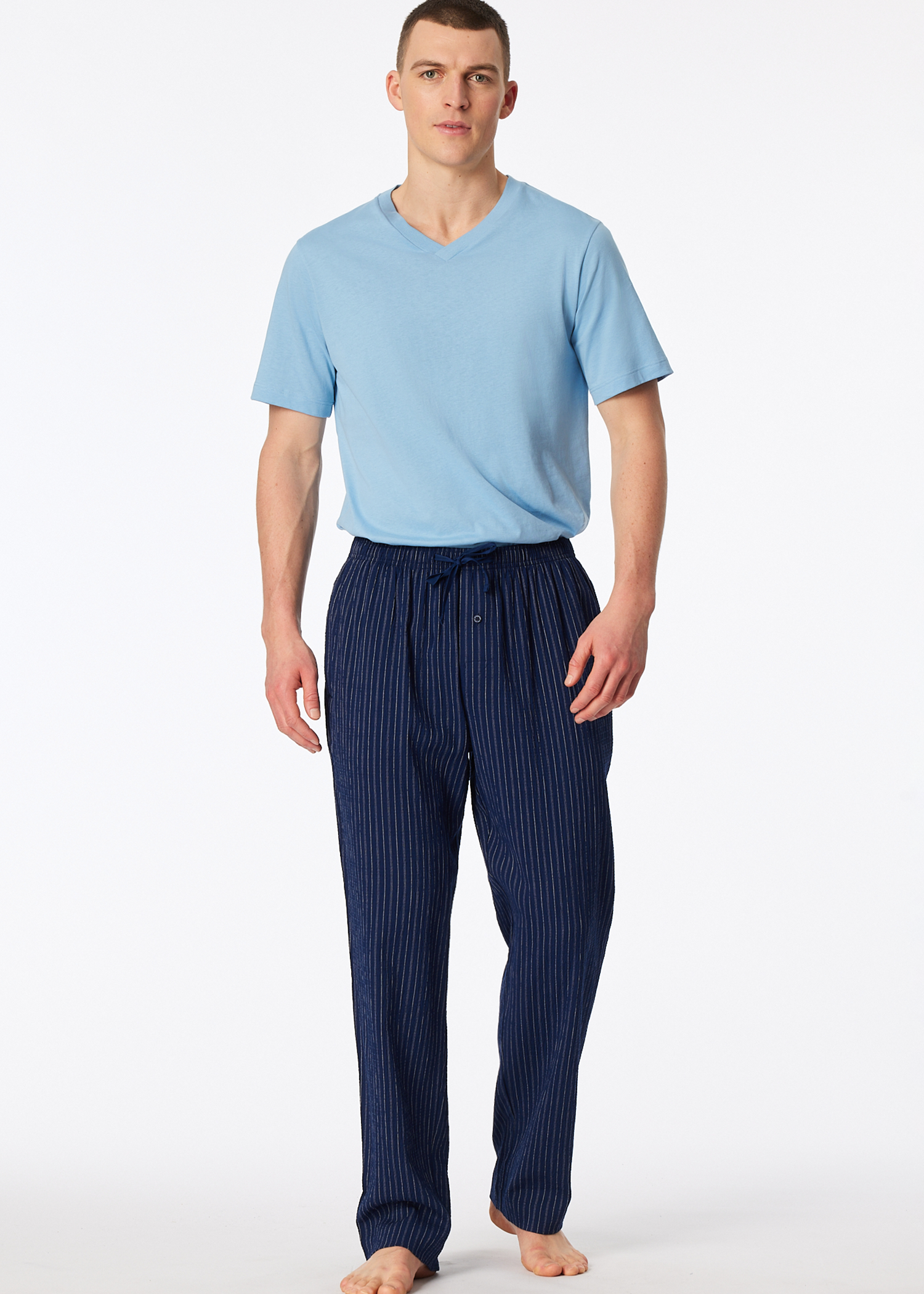 183544-815_front.png