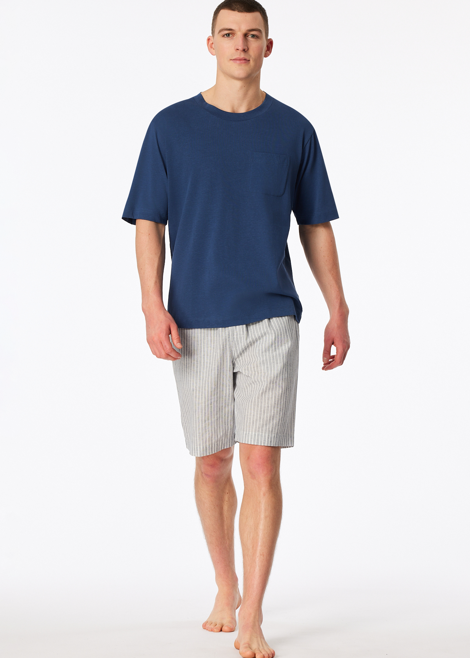 183545-899_front.png