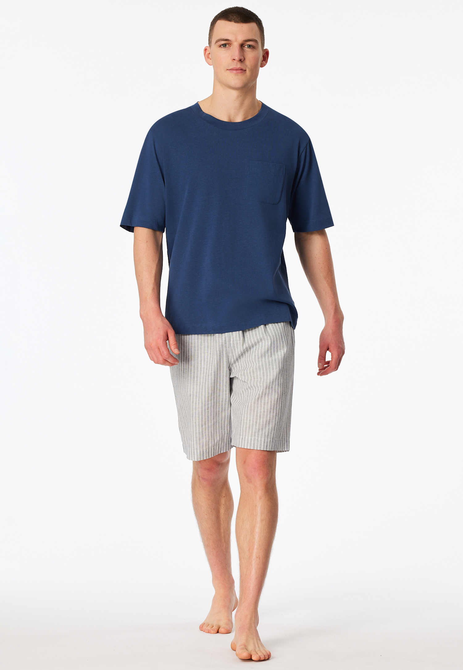 183545-899_front.png