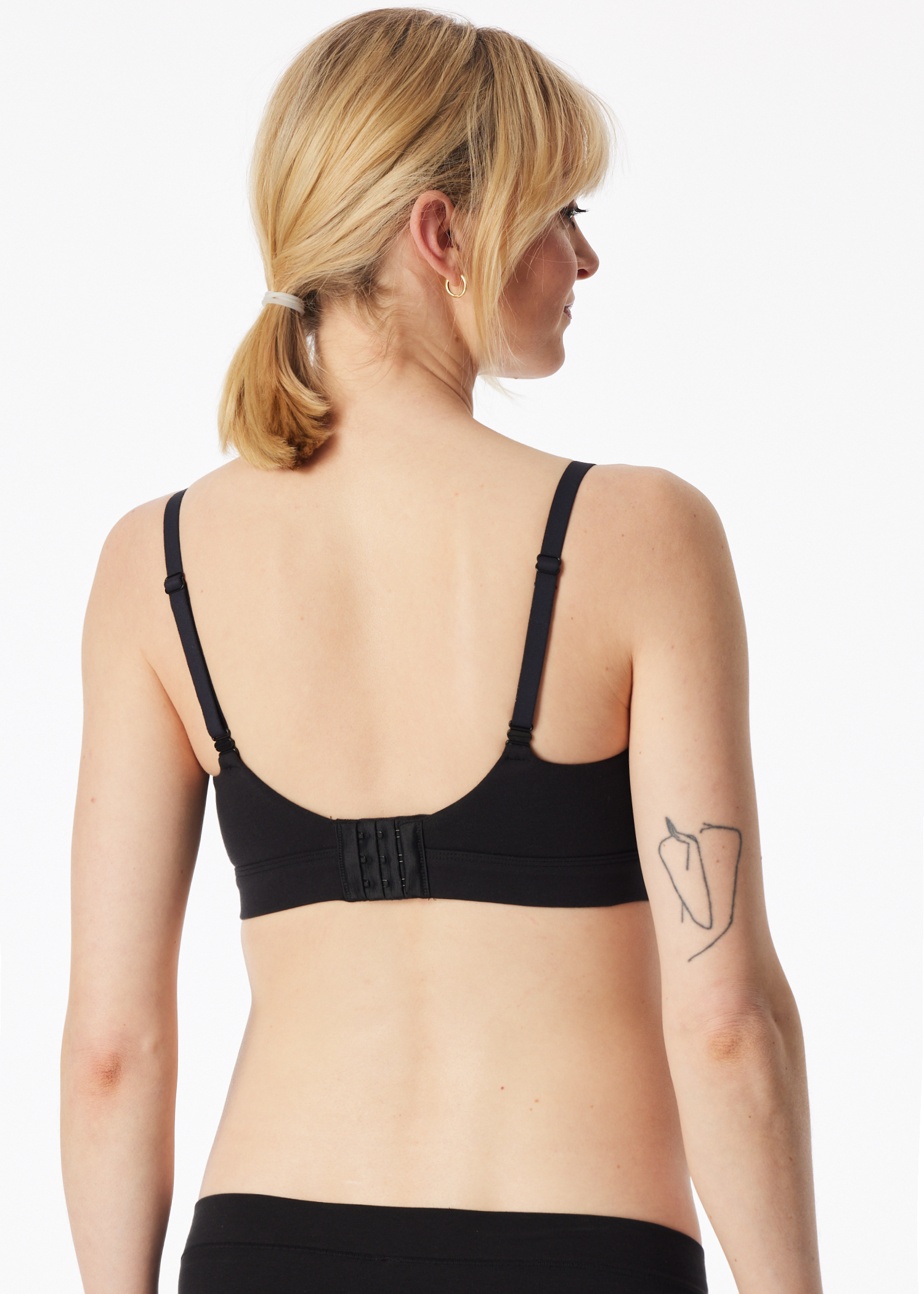 183562-000_back.png