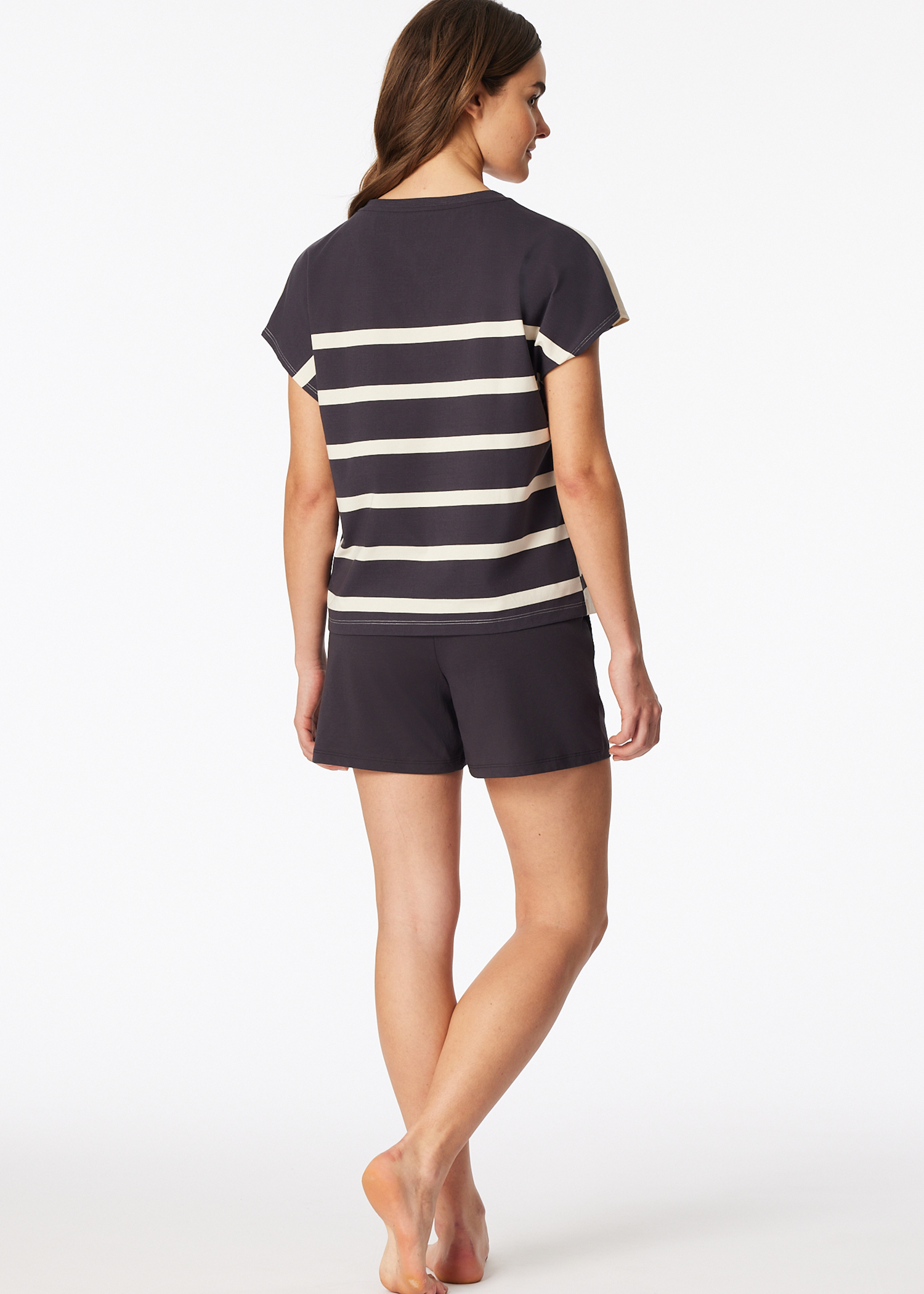 183568-104_back.png