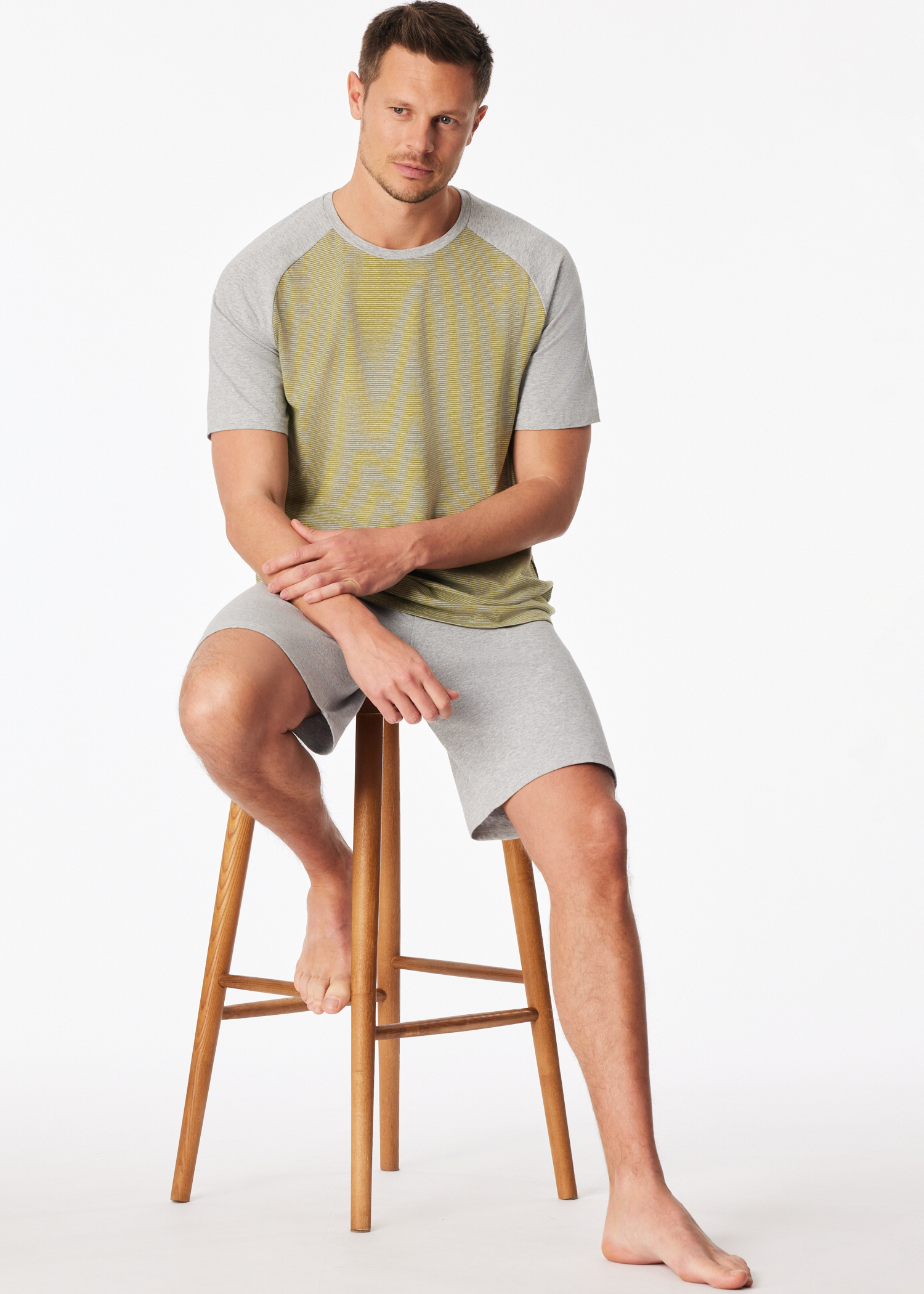 183584-706_front.png