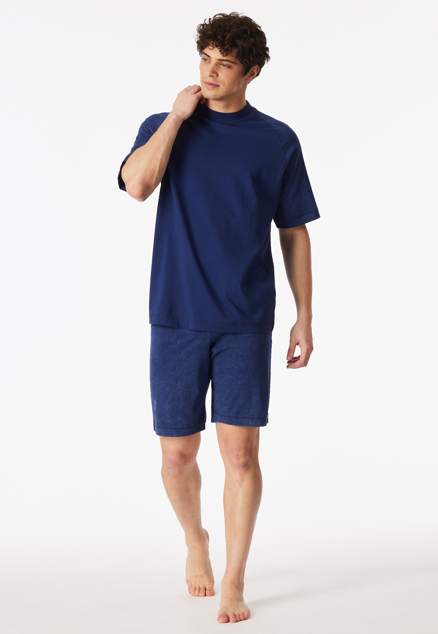 183628-815_front.png