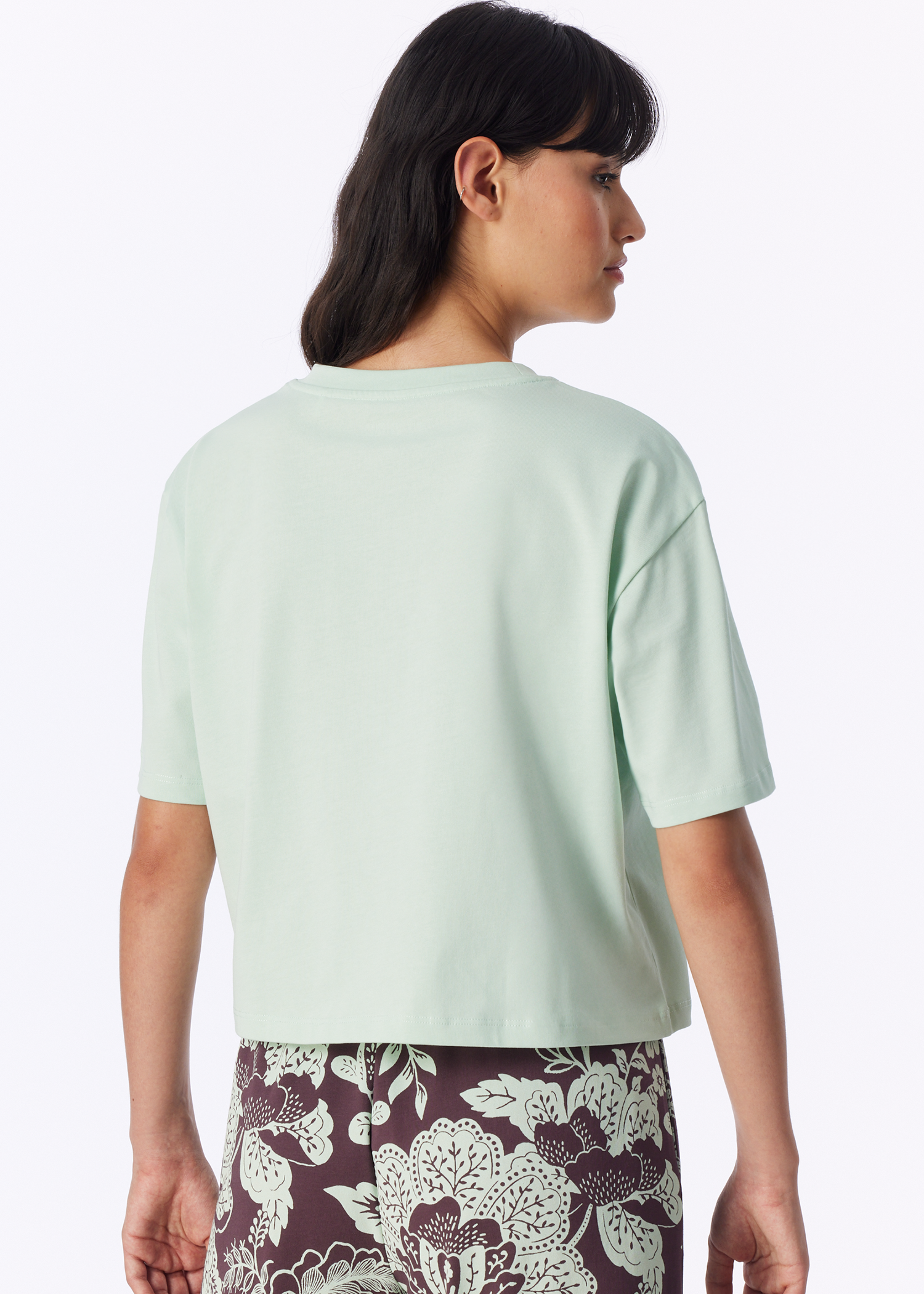 183642-727_back.png