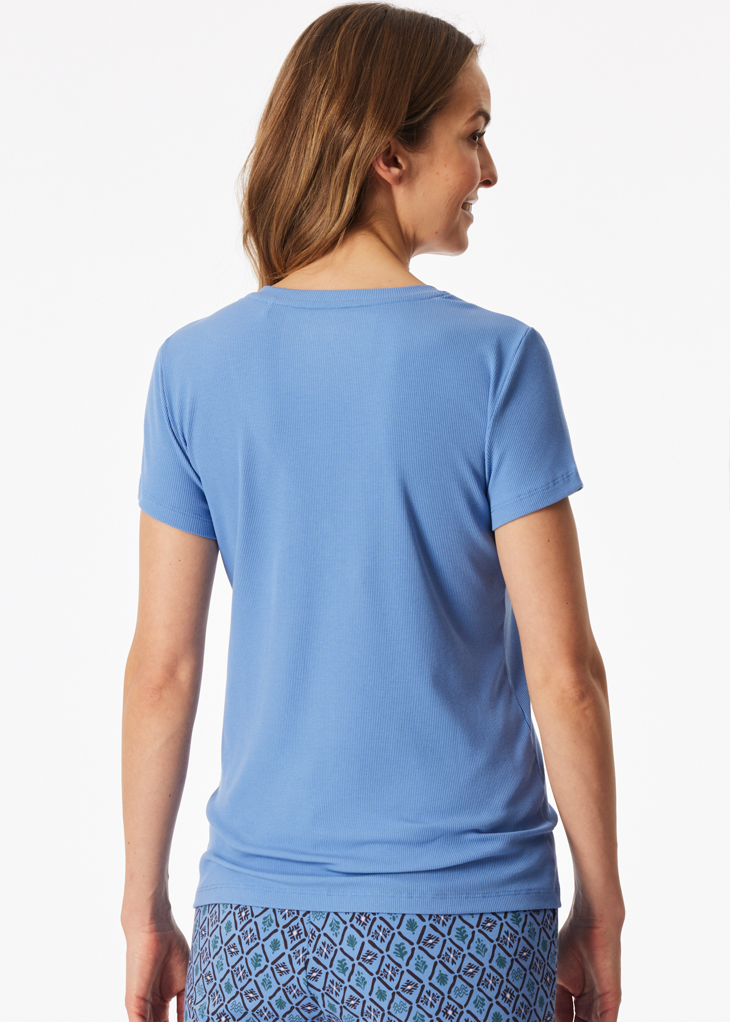 183662-833_back.png