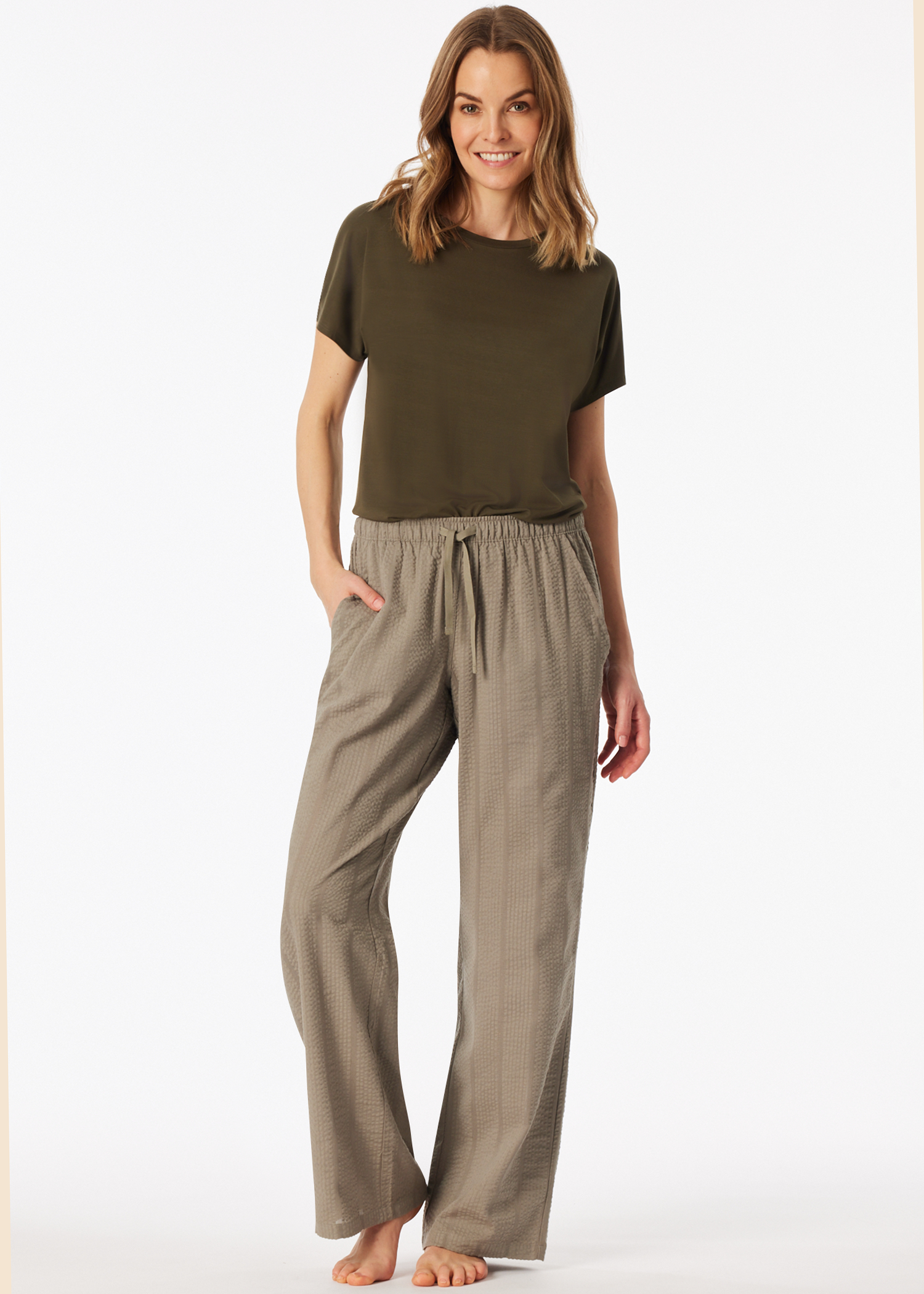 183667-713_front.png