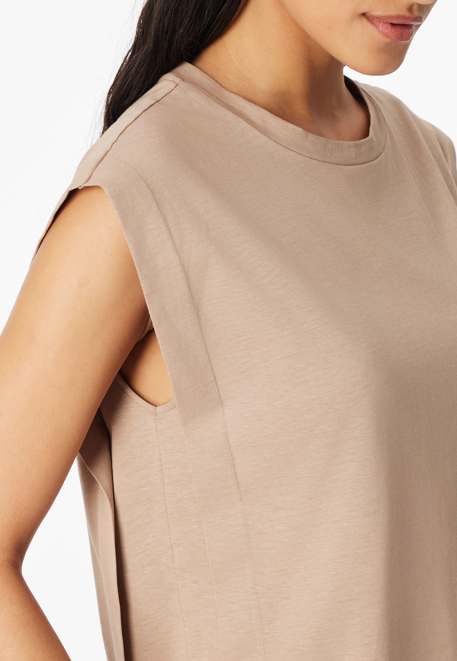 183674-318_detail3.png