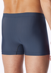 183726-843_back.png