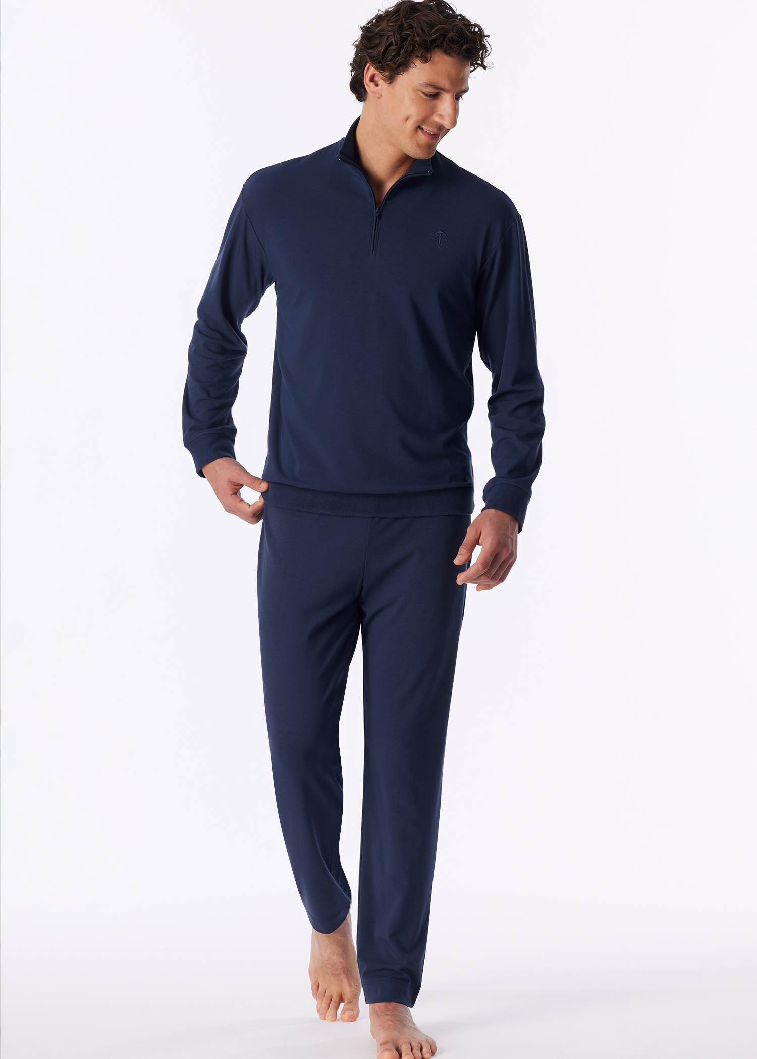 183851-861_front.png