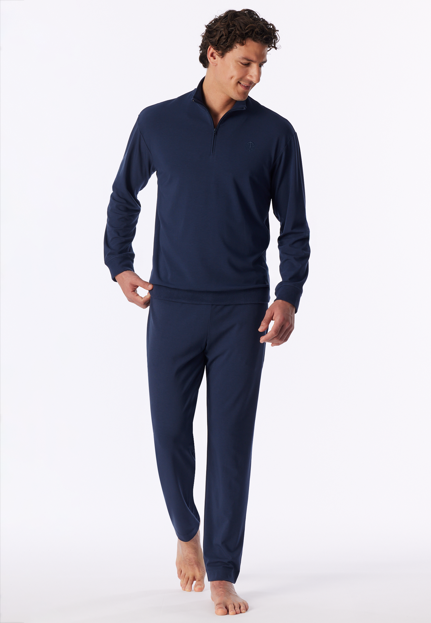 183851-861_front.png