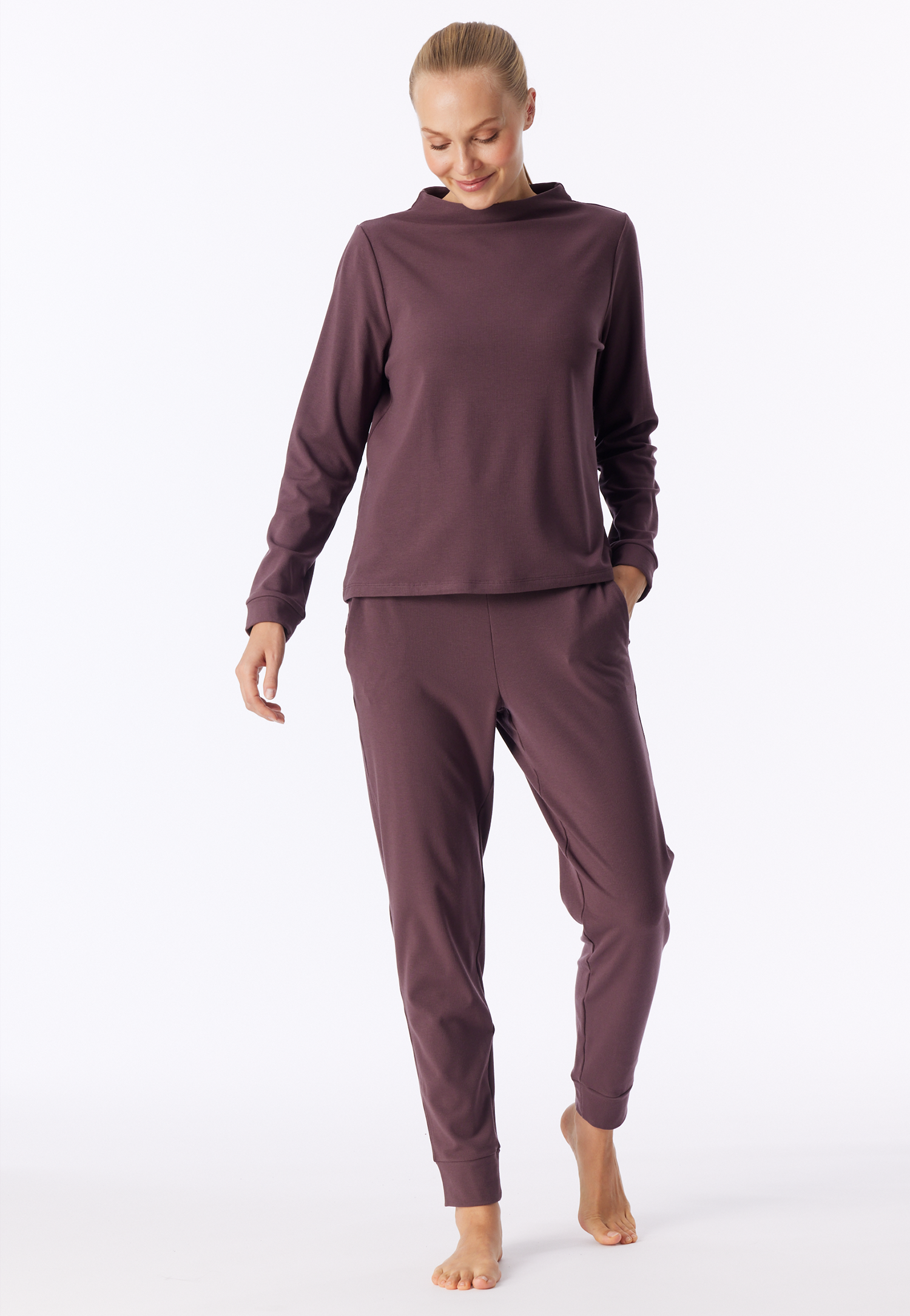 183895-325_front.png