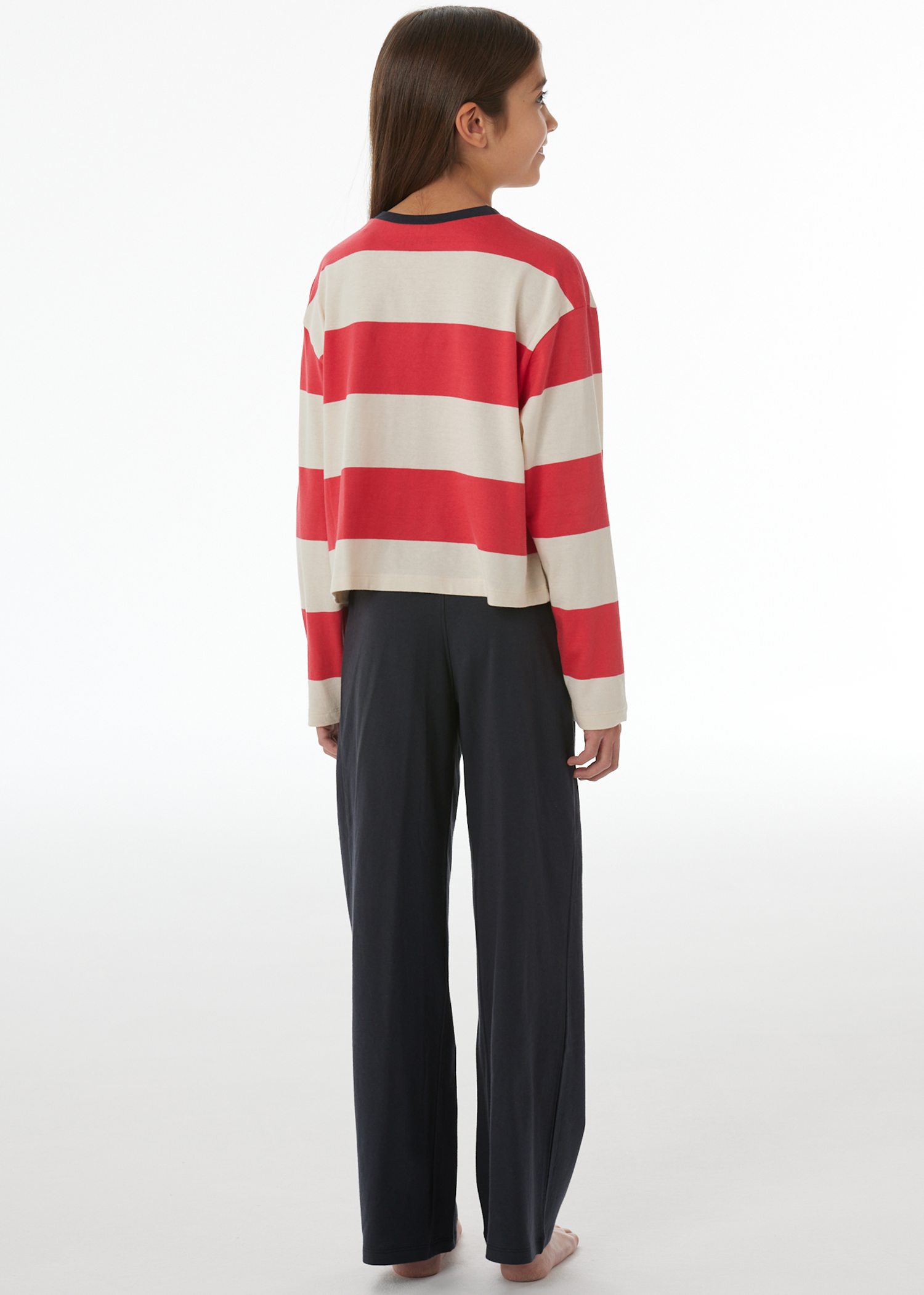 183899-620_back.png