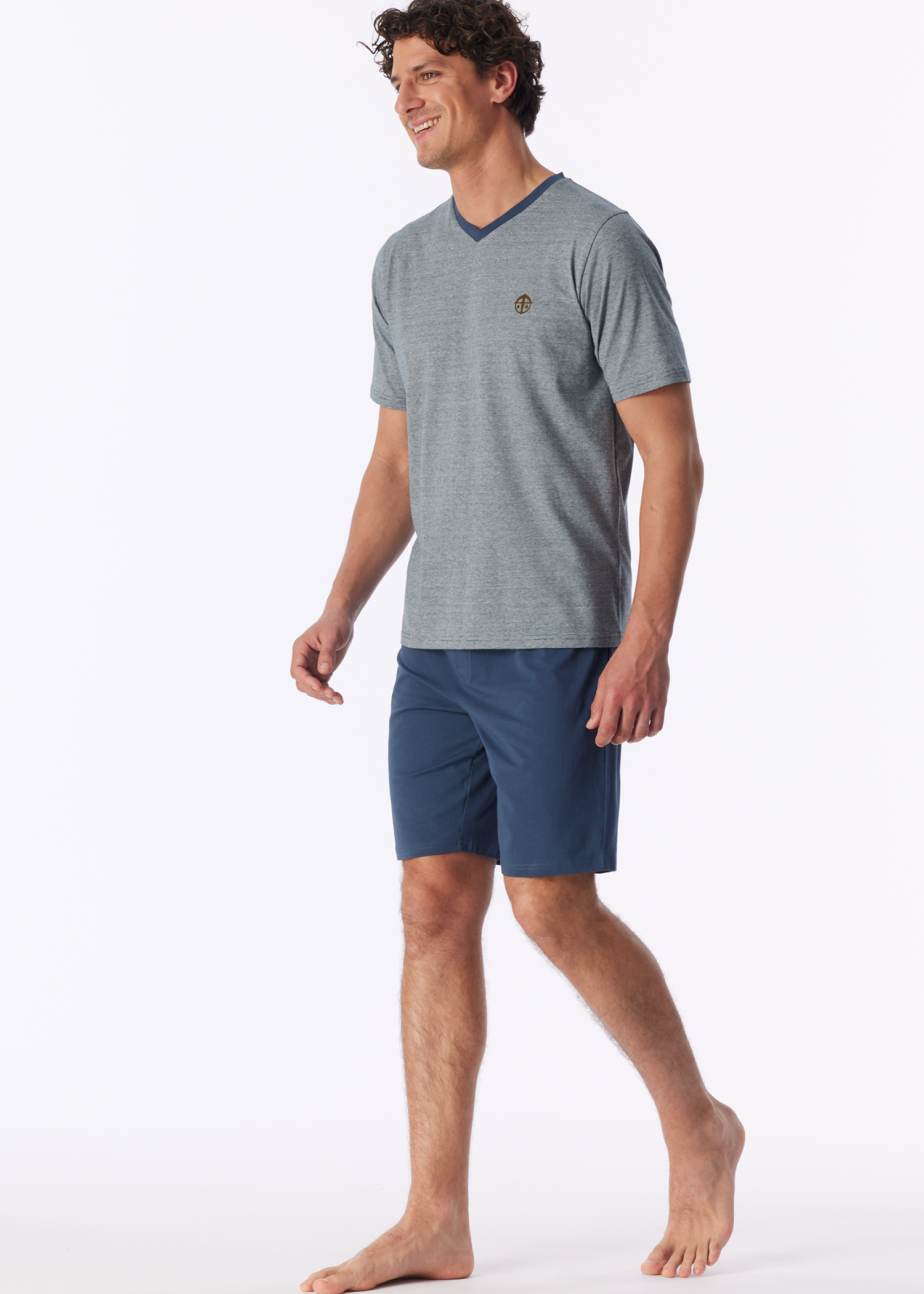 183993-860_front.png