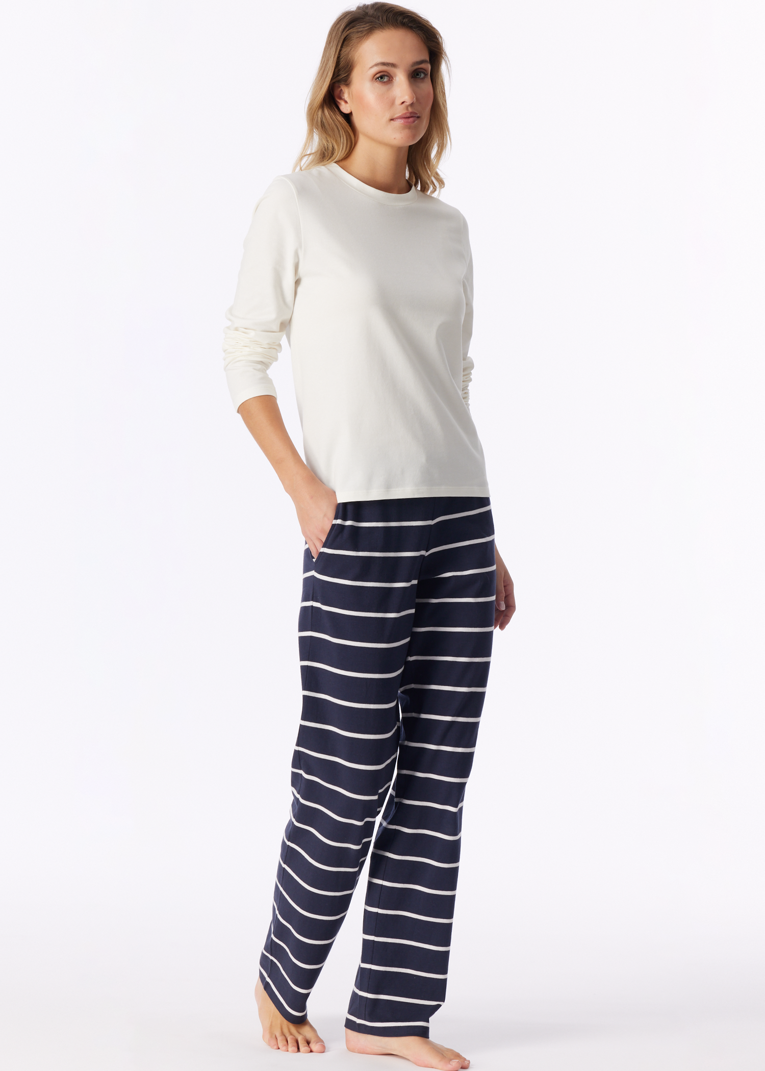 184096-412_front.png