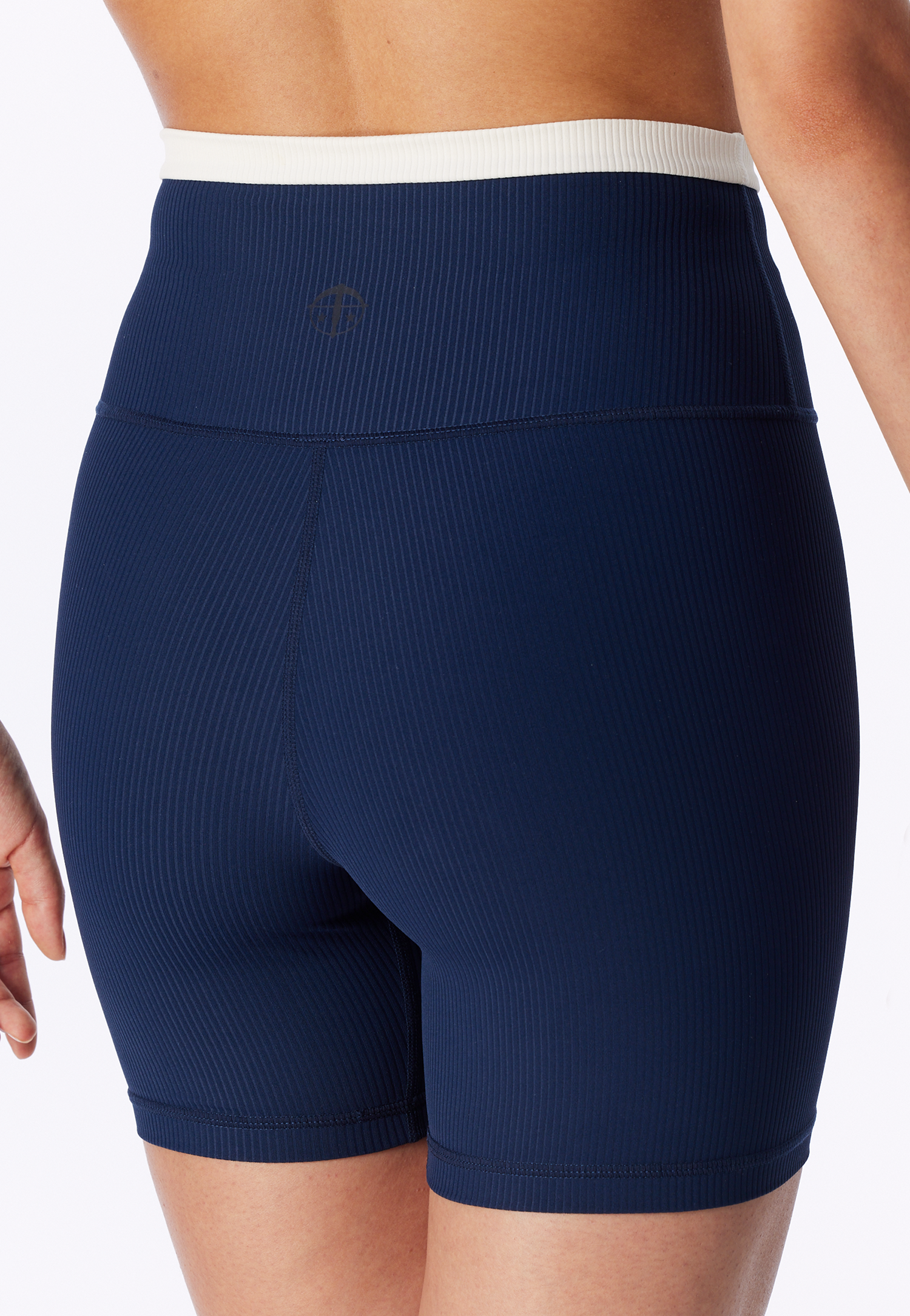 184312-801_back.png