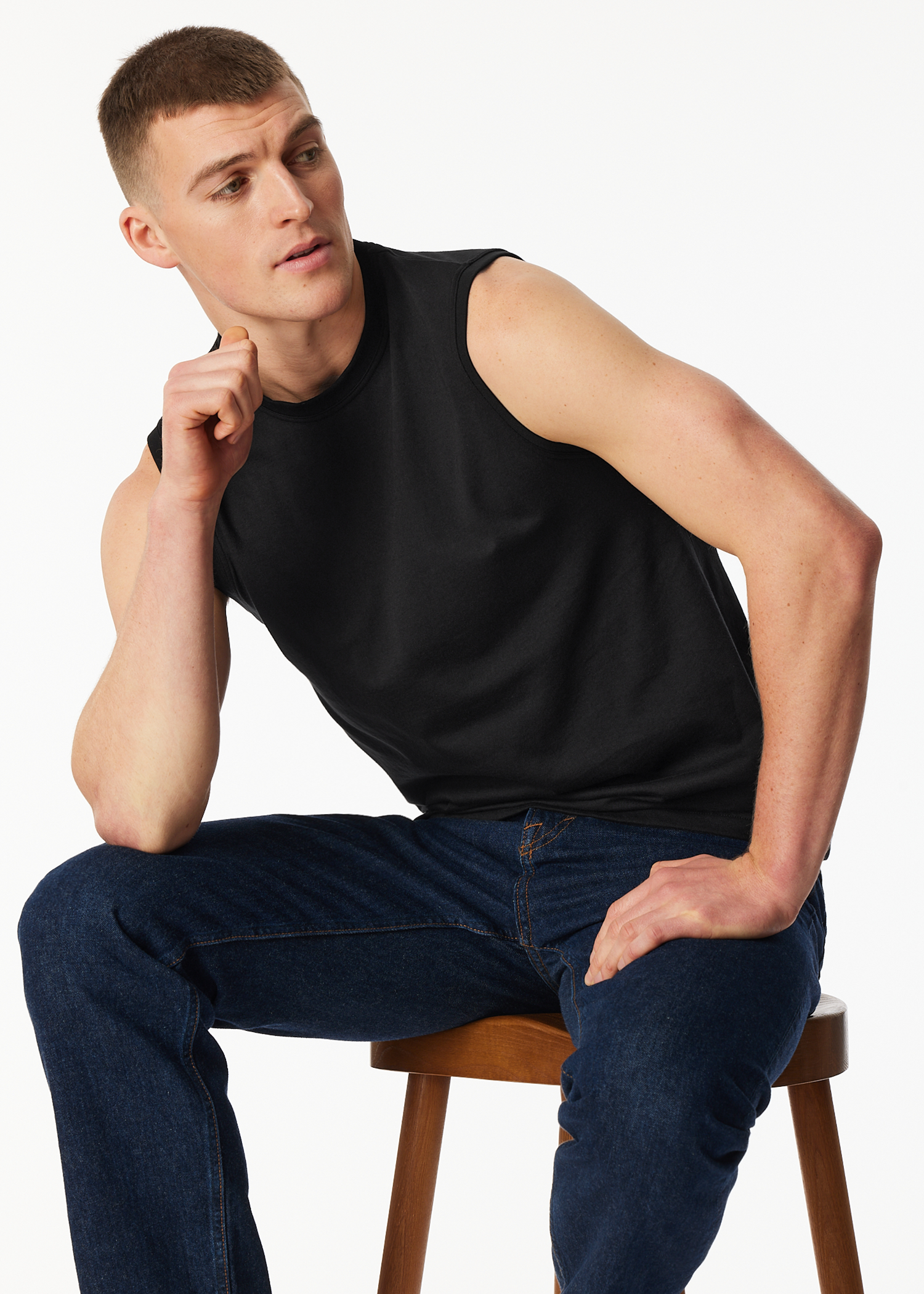228010-000_front.png