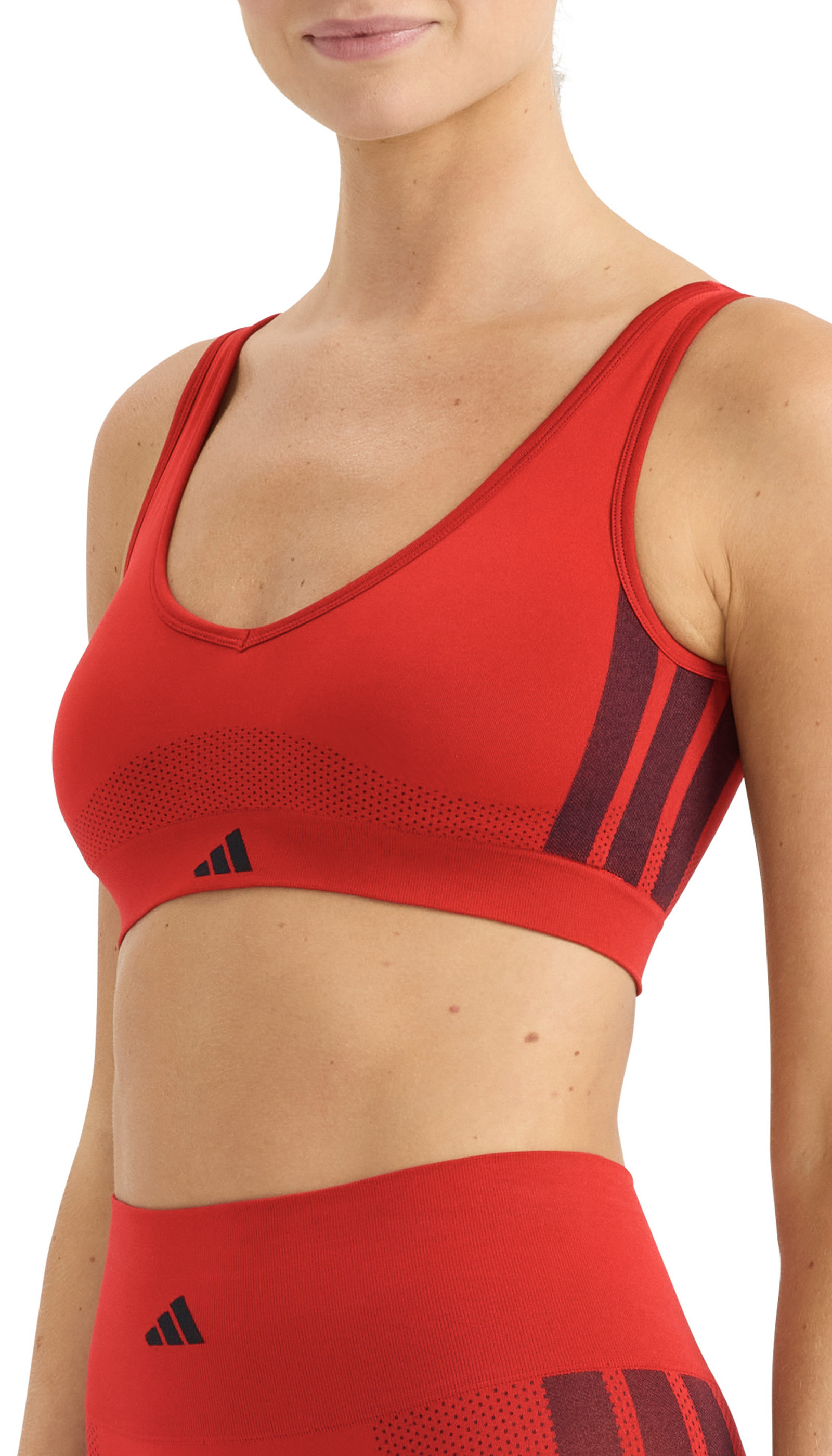 4A0912-543_detail3.png